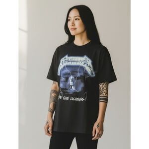 Metallica Ride The Lightning Front And Back Graphics H&M Divided Black Tee